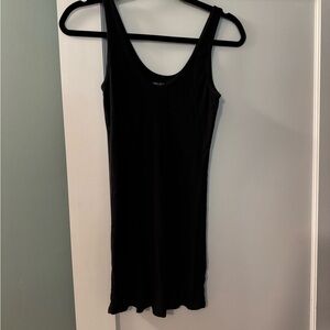 A Pea in the Pod Black Tank Top